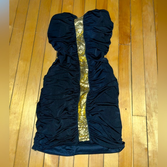 SEXY BLACK AND GOLD STRAPLESS DRESS - Picture 1 of 4